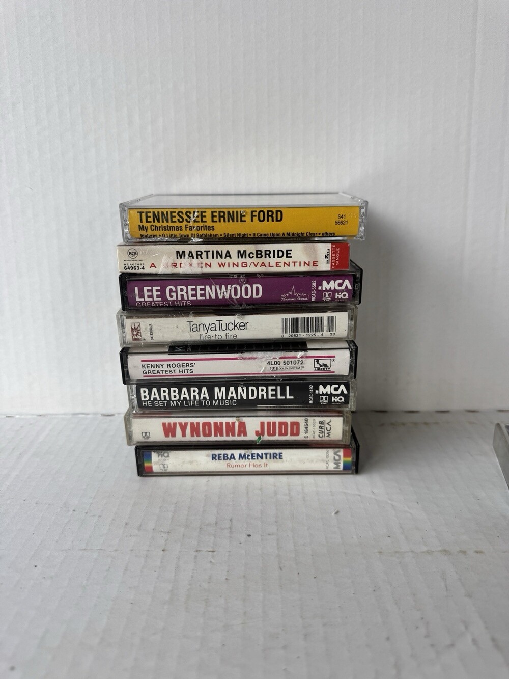 Lot of 8 Country Music Cassette Tapes Reba Wynonna Kenny Rogers Tanya Tucker